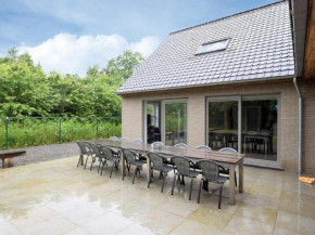 Отель Pleasant Holiday Home in Somme Leuze with Sauna and Terrace  Сом-Лёз